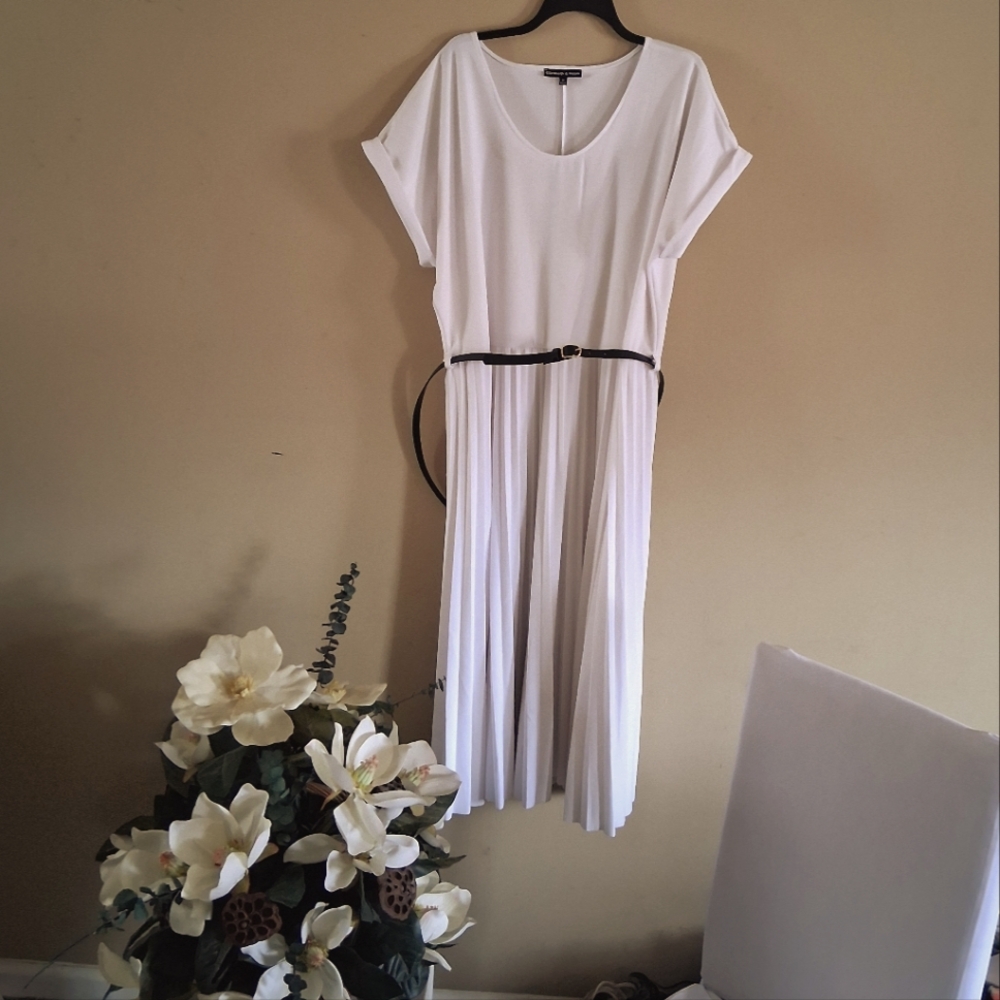 Elizabeth And Nicole Elegant White Pleated Dress New Without Tag Size 3x